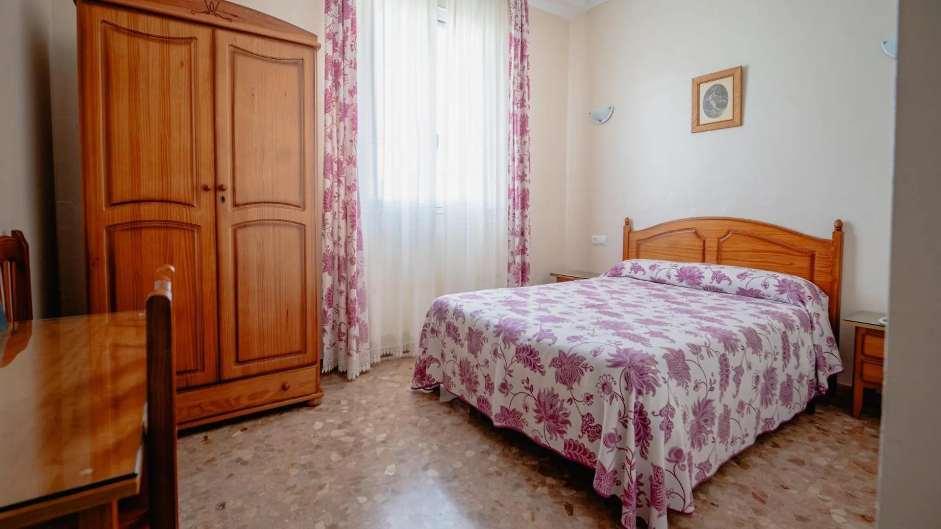 Hotel Chamizo El Arahal 2*,